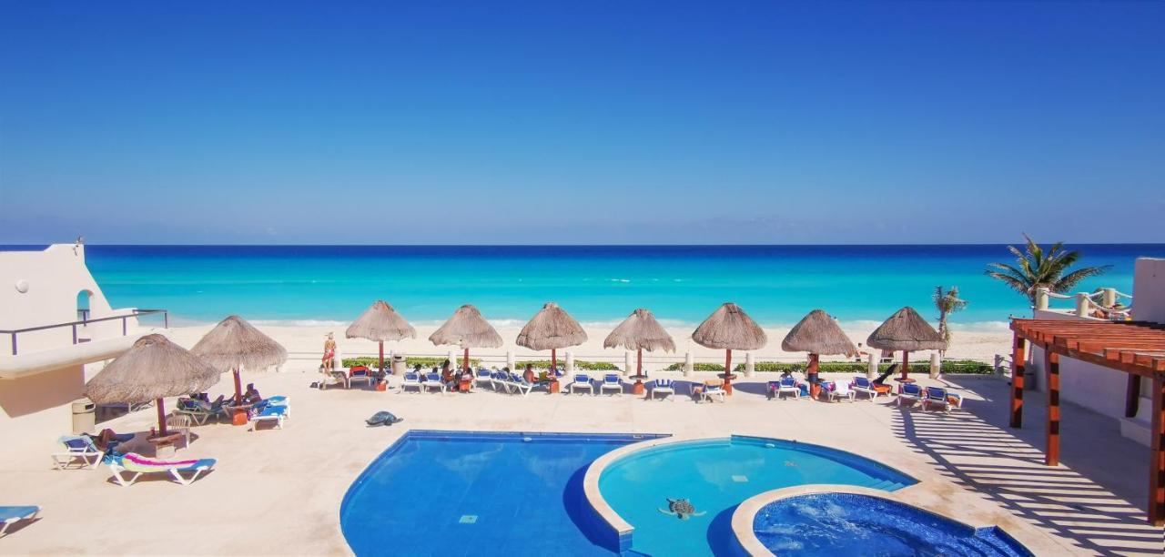 Villa Aurora Beautiful Beachfront Apartment Cancún Exterior foto